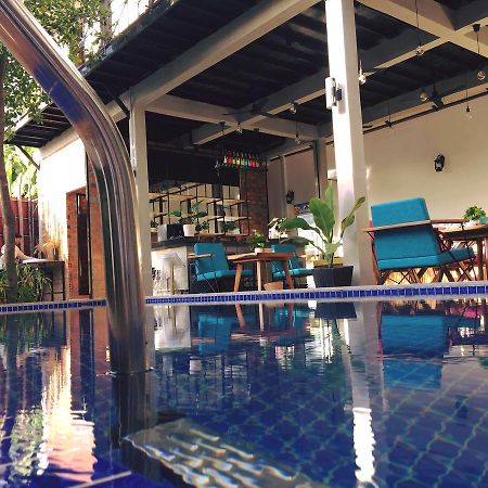 1953 Siem Reap Hostel Exterior photo